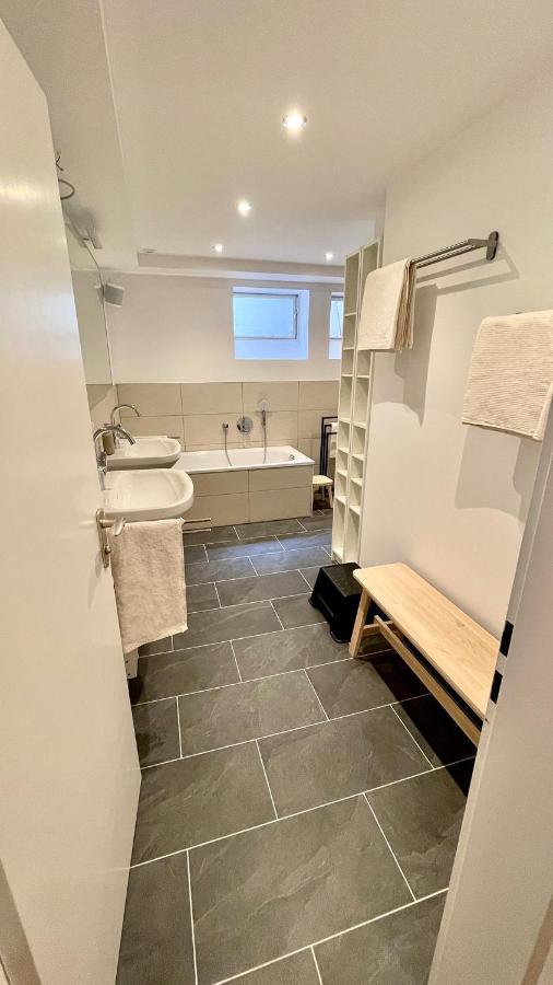 Large Holiday Apartment With Sauna, Terrace, Garden And Open Fireplace レンクグリース エクステリア 写真